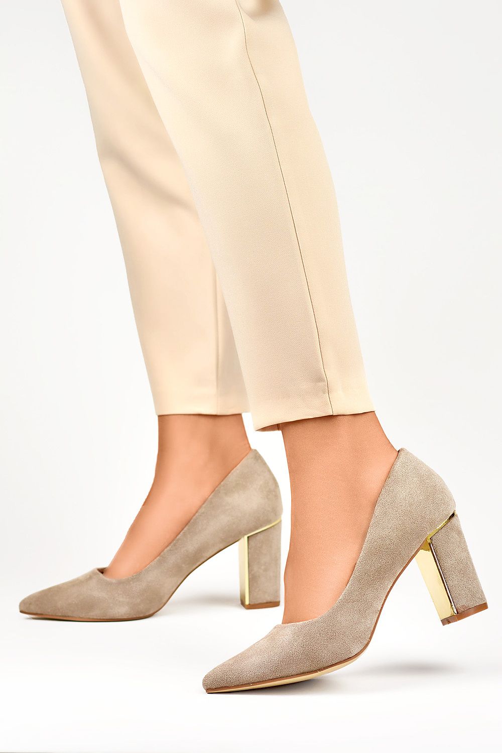 Women's stylish shoes with a heel PRIMO