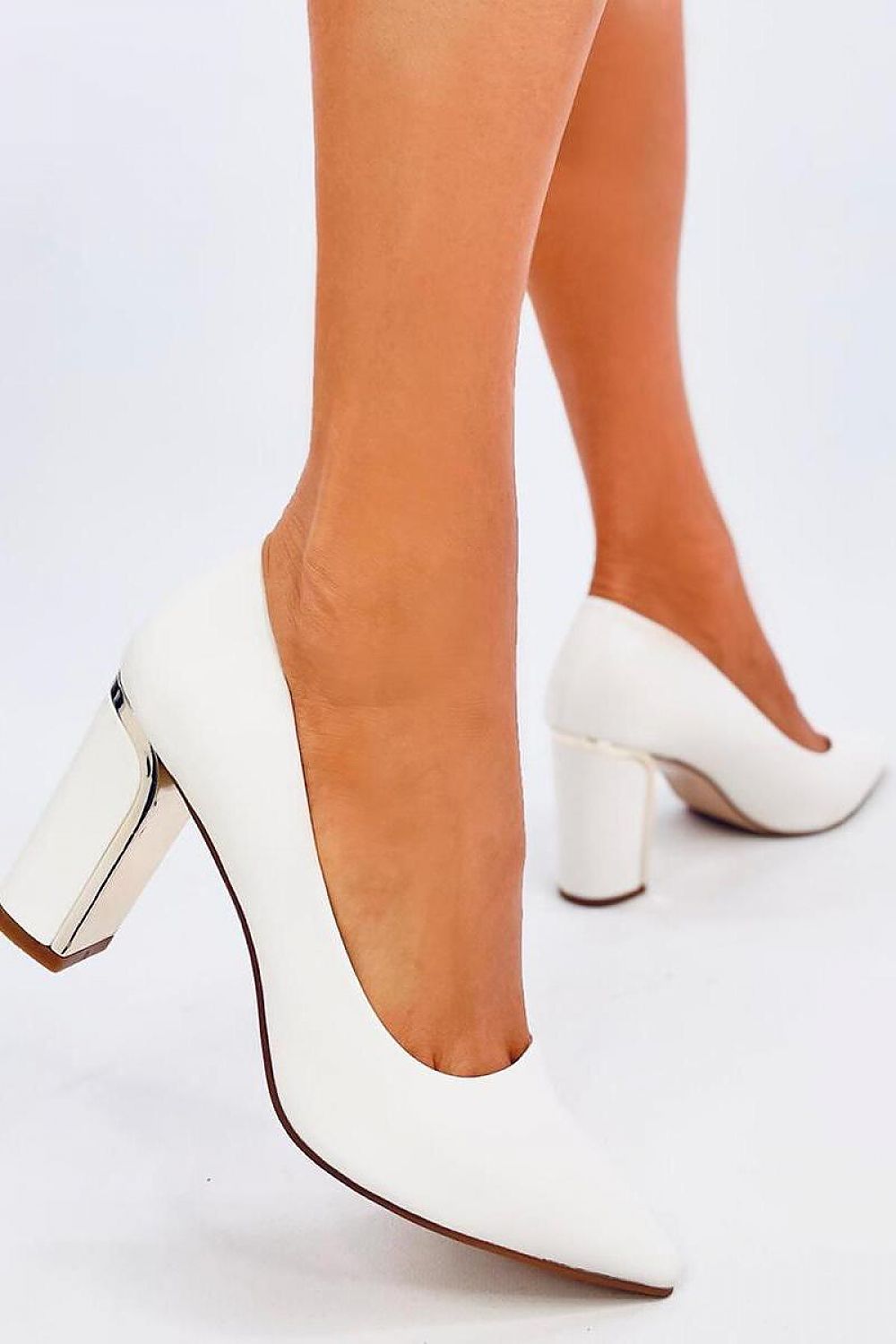 Women's stylish shoes with a heel Inello