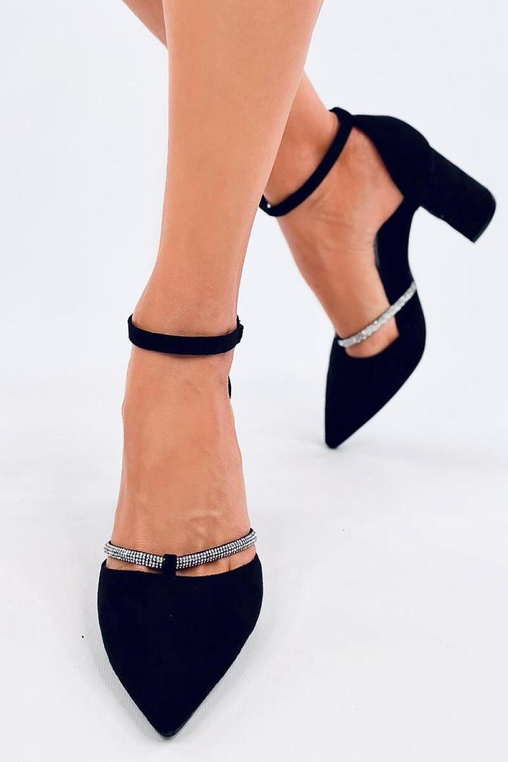 Women's stylish shoes with a heel Inello