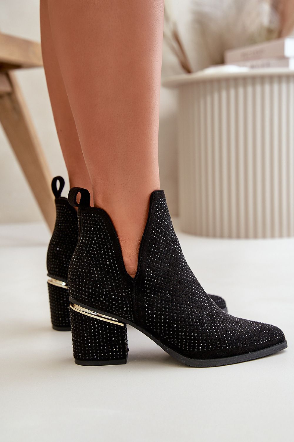 Heel boots Step in style