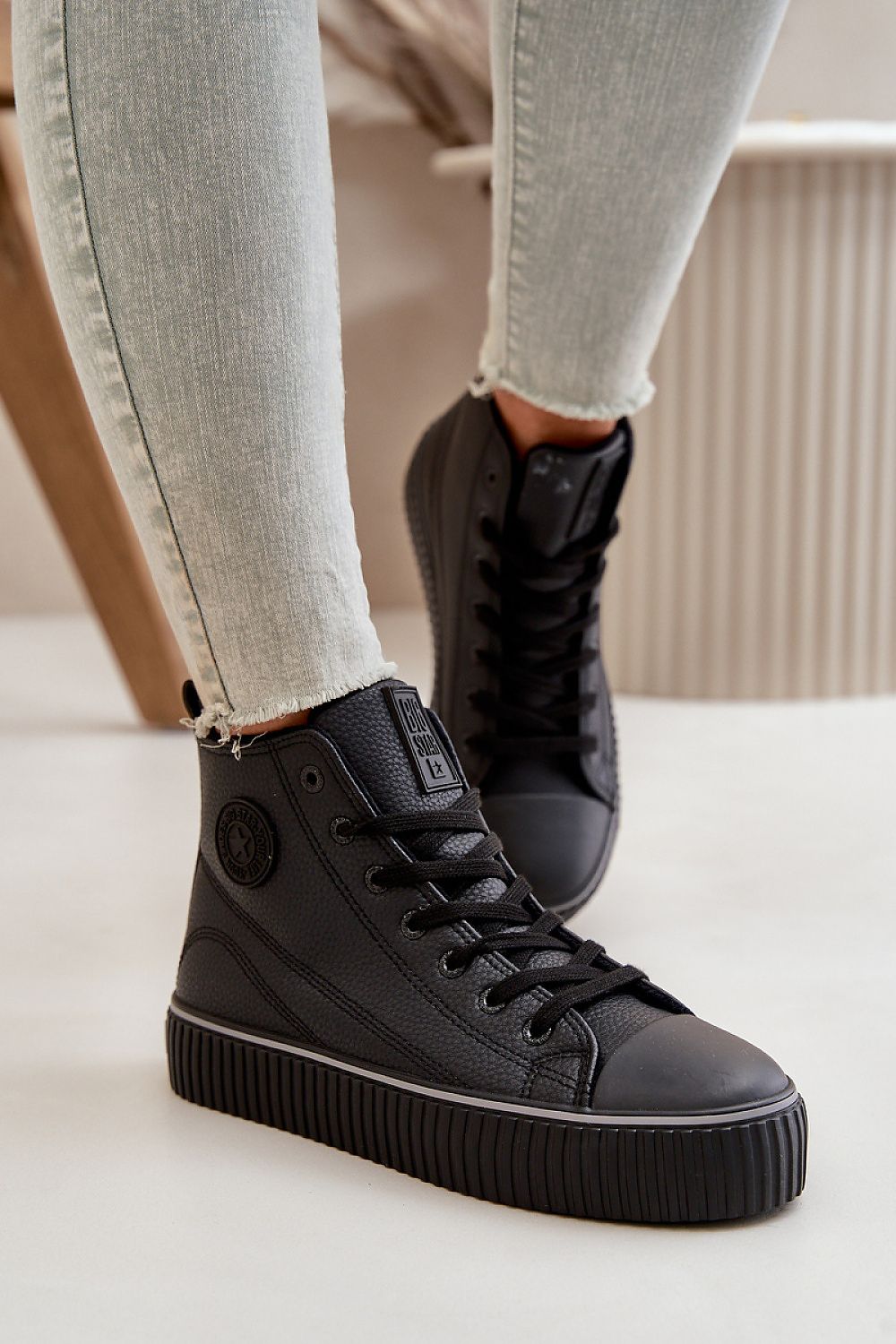 Sneakers Step in style