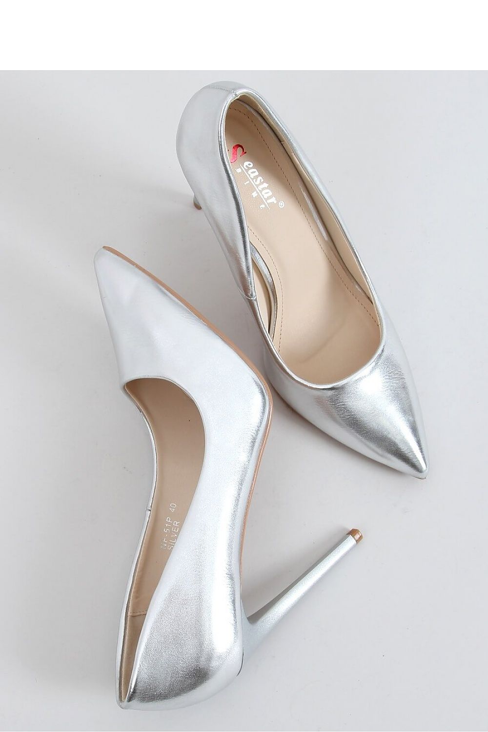 shoes with a heel Inello