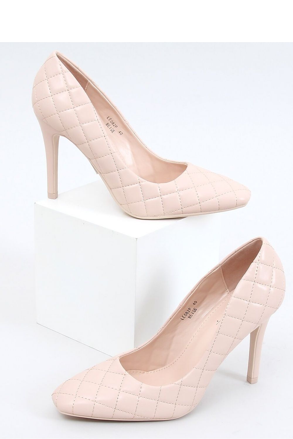 shoes with a heel Inello