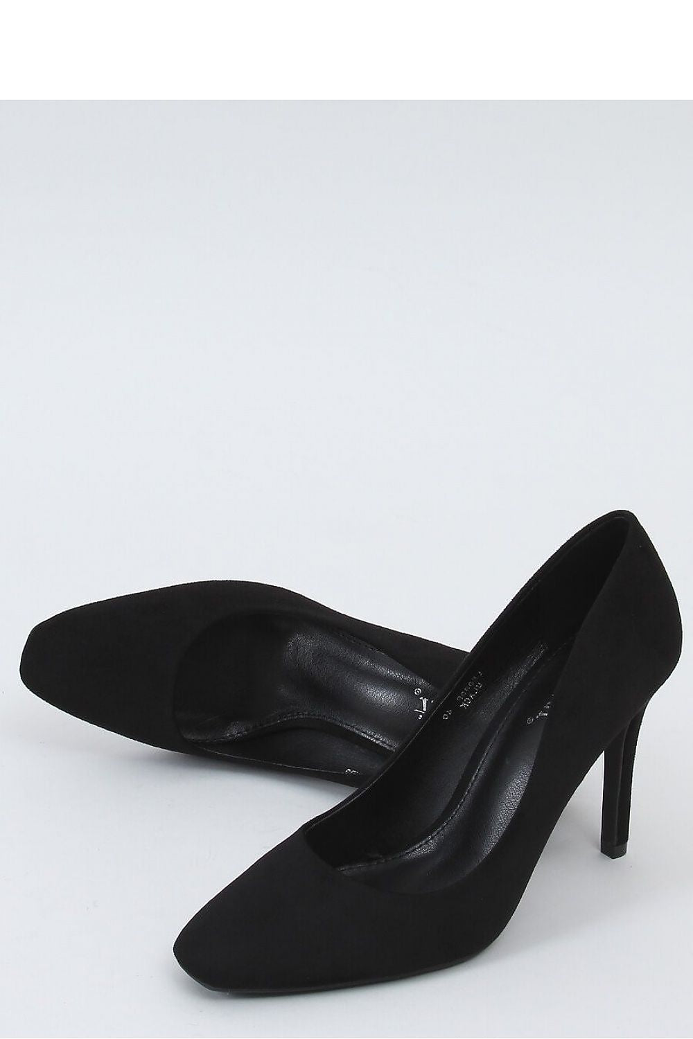 shoes with a heel Inello